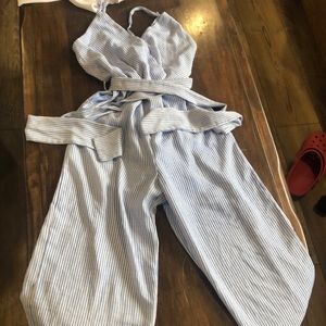 Cute romper with pockets🤩🤩🤩